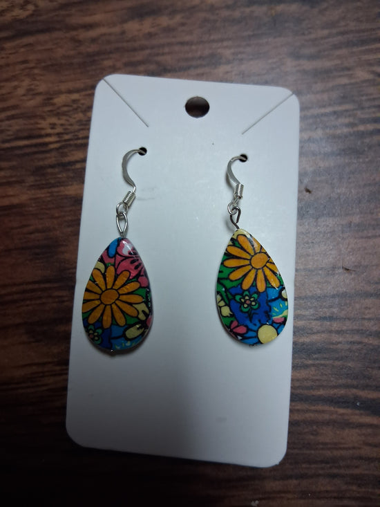 Hippie/Boho Enamel Floral Earrings
