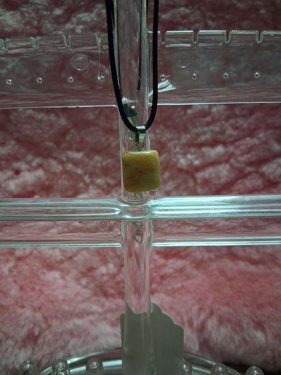Agate Gemstone Necklace