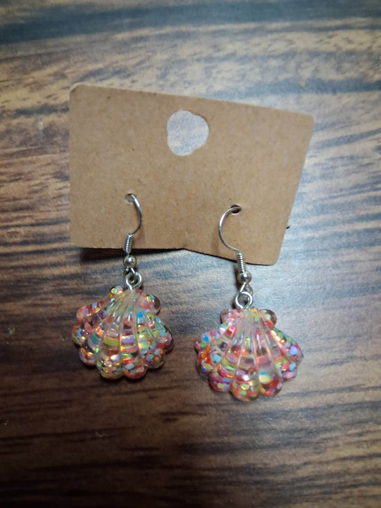 Resin Glitter Seashell Earrings - SnazzySlothJewelers 